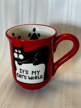Lorrie Veasy Hand-Painted Cat World Coffee Tea Mug Red White Black Heart Drink